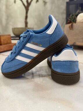 Adidas Handball Spezial Toddler 8K Blue Suede Gum Sole Sneakers